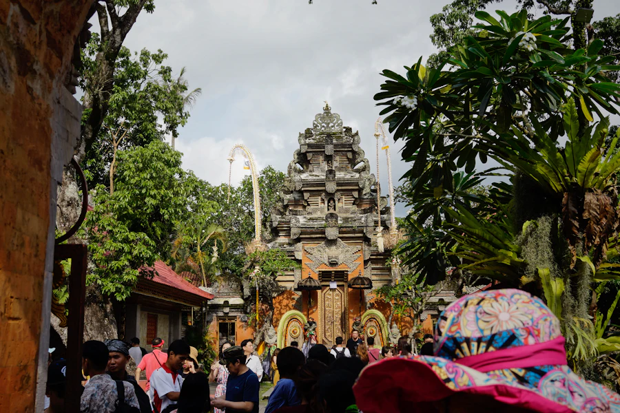 Le palais royal d'Ubud et ses portes sculptées