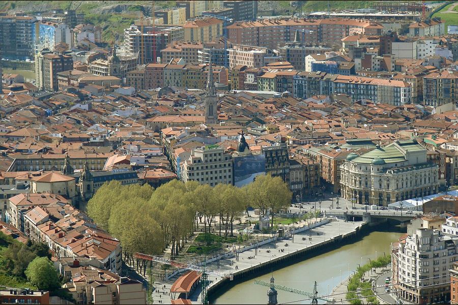 Les toits de la vieille ville de Bilbao