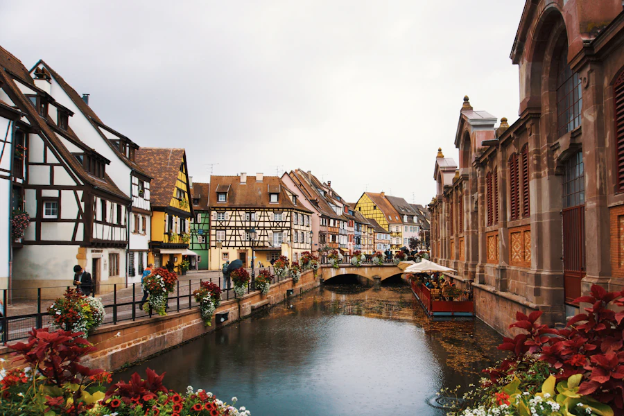 Maisons à colombages au bord de la Lauch, dans la Petite Venise
