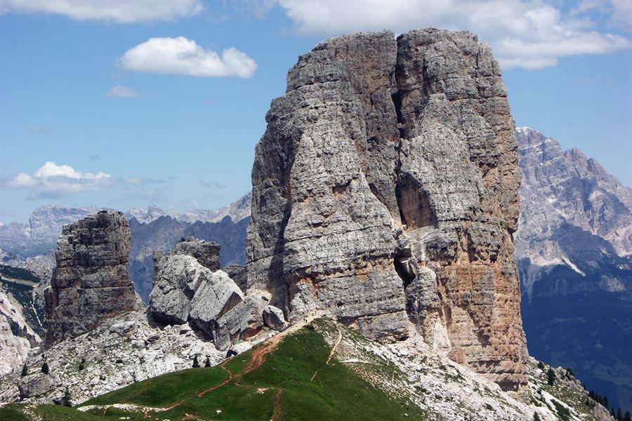 Les Cinque Torri