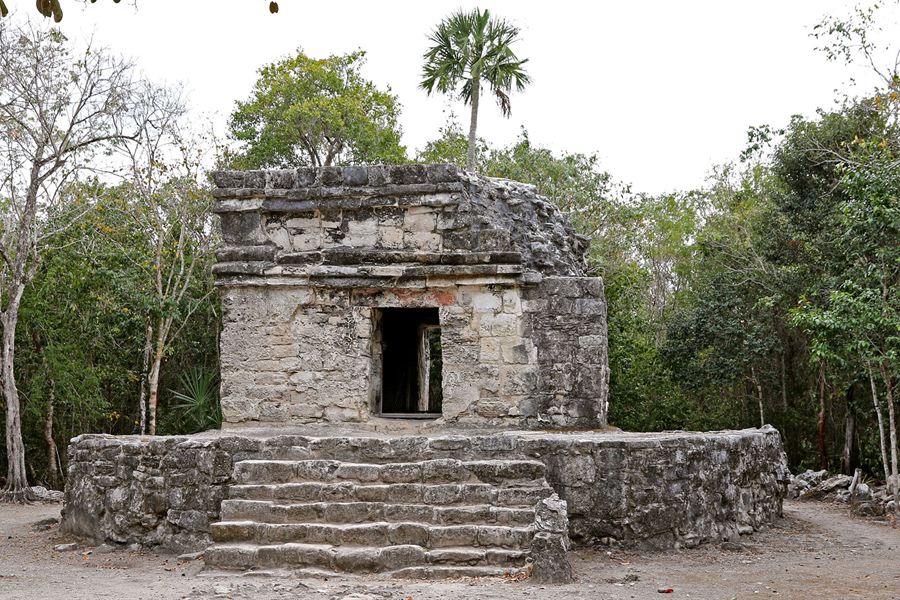 Un temple maya du site de San Gervasio