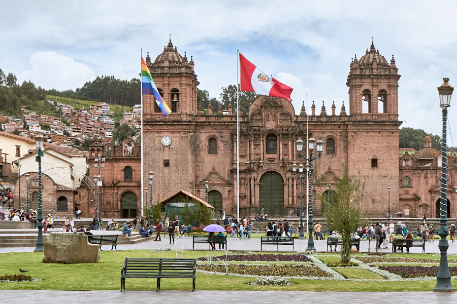 La cathédrale de Cusco sur la place d'Armes