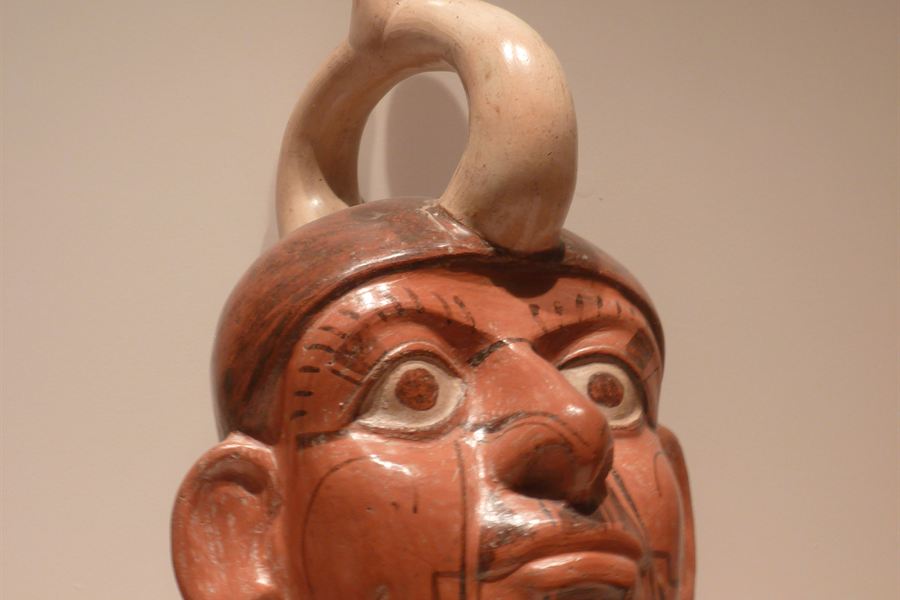 Une céramique du musée d'Art précolombien