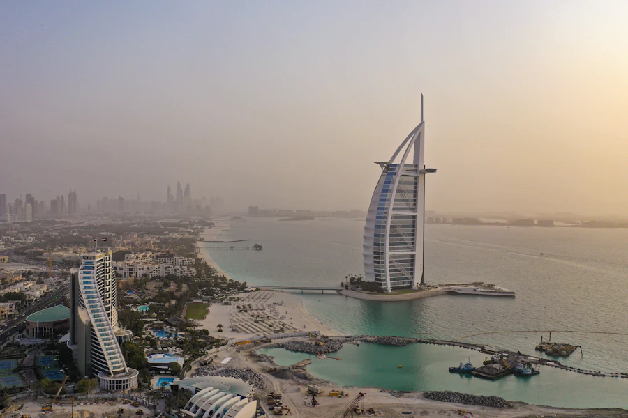 Kite Beach et le Burj Al Arab en forme de voile
