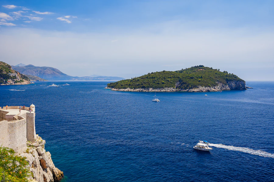 L'île boisée de Lokrum, face à la vieille ville
