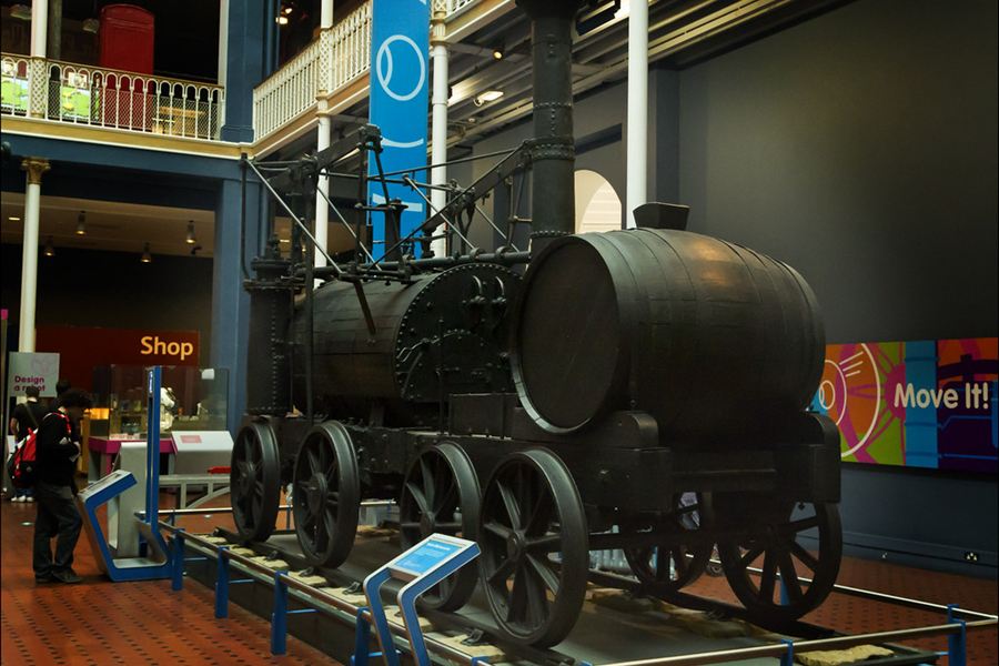 Une locomotive au musée national d'Écosse