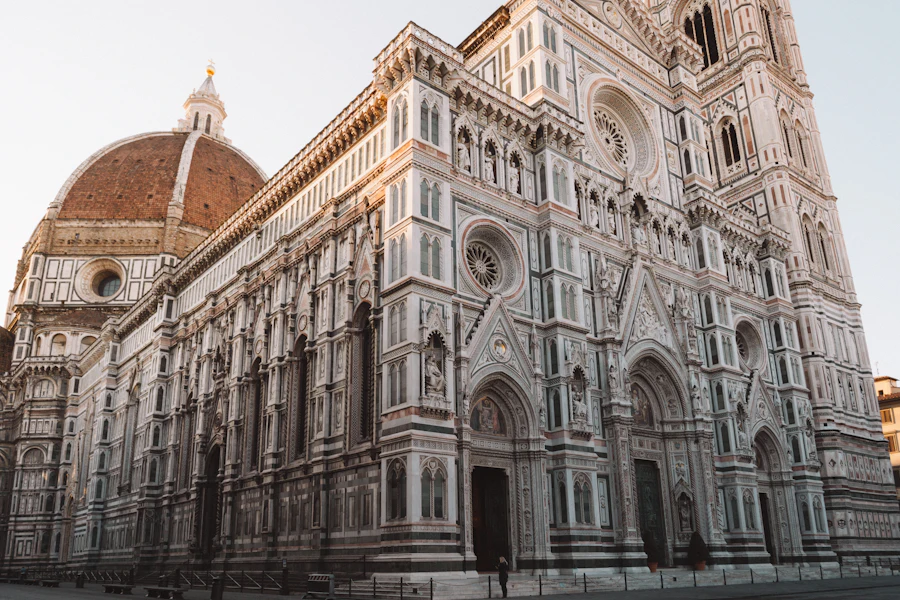 La façade de marbre de la cathédrale Santa Maria del Fiore