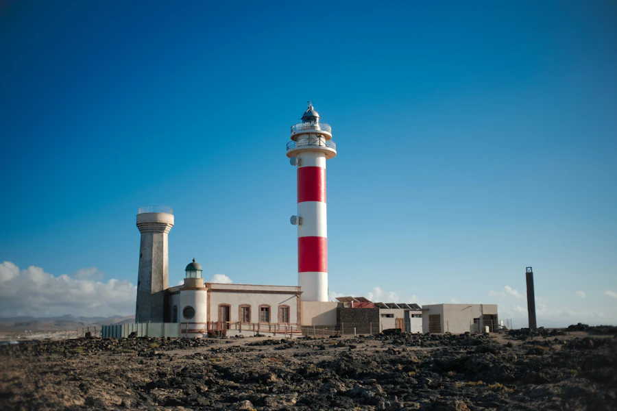 Le phare rouge et blanc d'El Cotillo