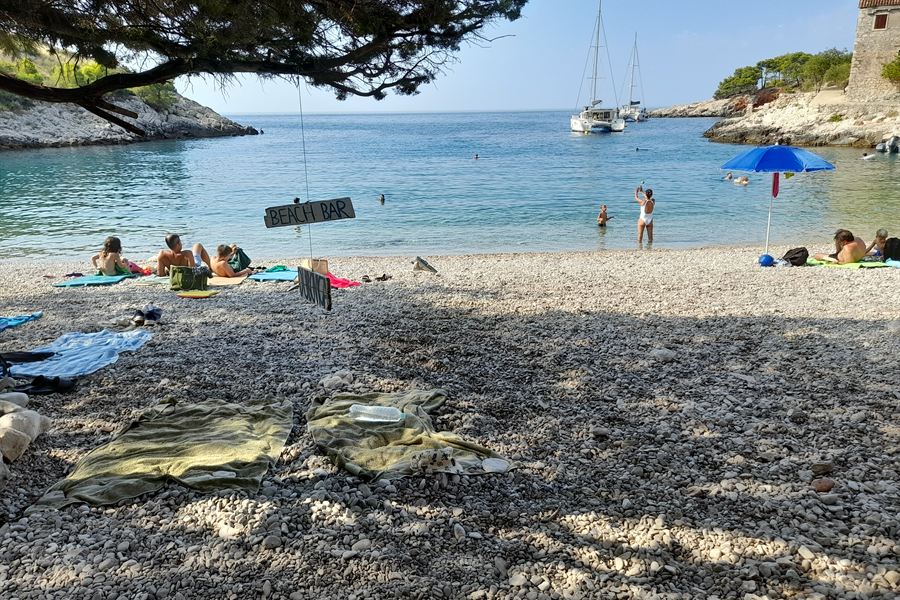 La plage de Dubovica