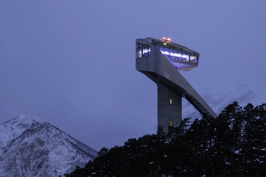 La tour du tremplin de saut à ski du Bergisel