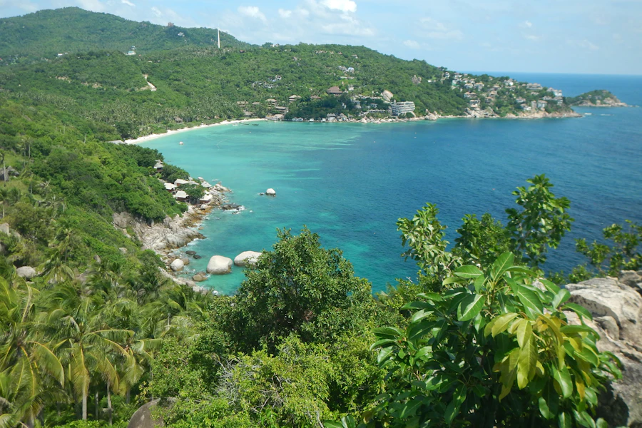 Les baies du sud de Koh Tao vues depuis un belvédère