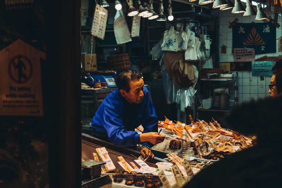 Les étals de la rue couverte du marché Nishiki