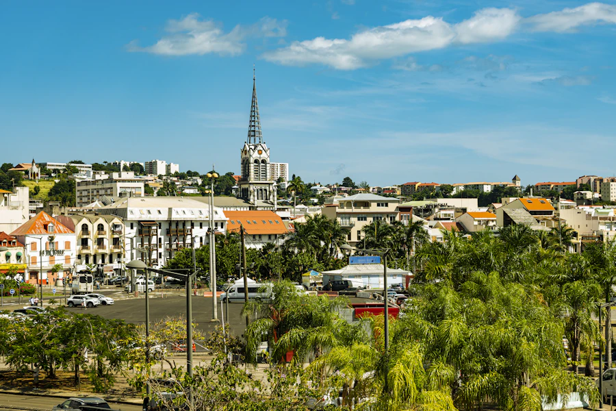Fort-de-France et le clocher de sa cathédrale