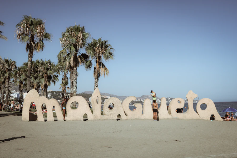 Les lettres géantes de la plage de la Malagueta