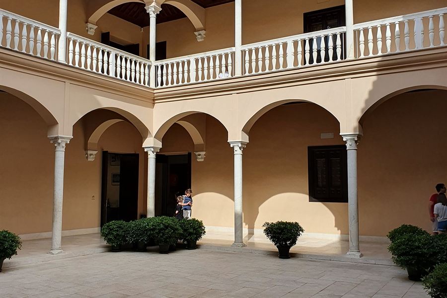 Le patio du musée Picasso