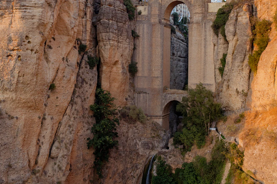 Le Puente Nuevo de Ronda au-dessus de la gorge