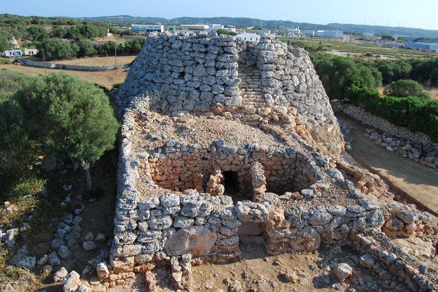 Un talayot à Minorque