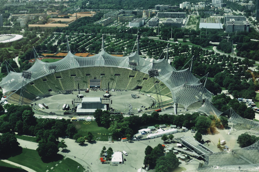 Le stade olympique et son toit de toile vus du ciel