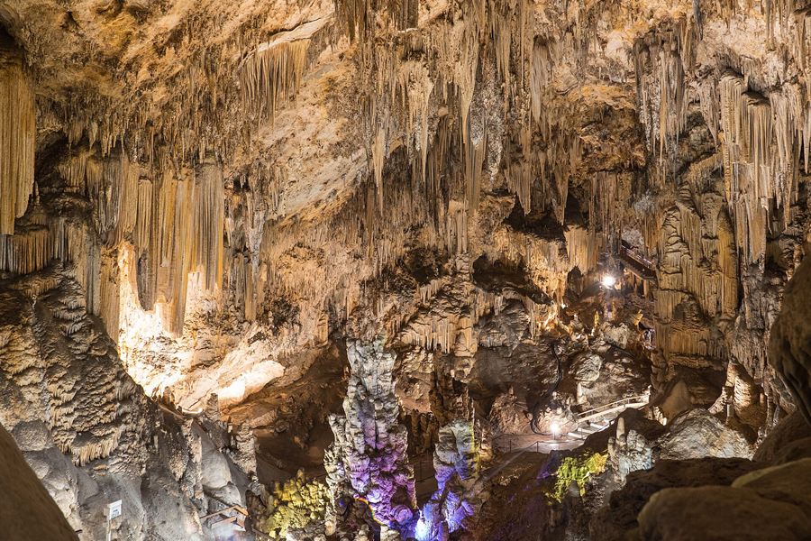 Les concrétions des grottes de Nerja