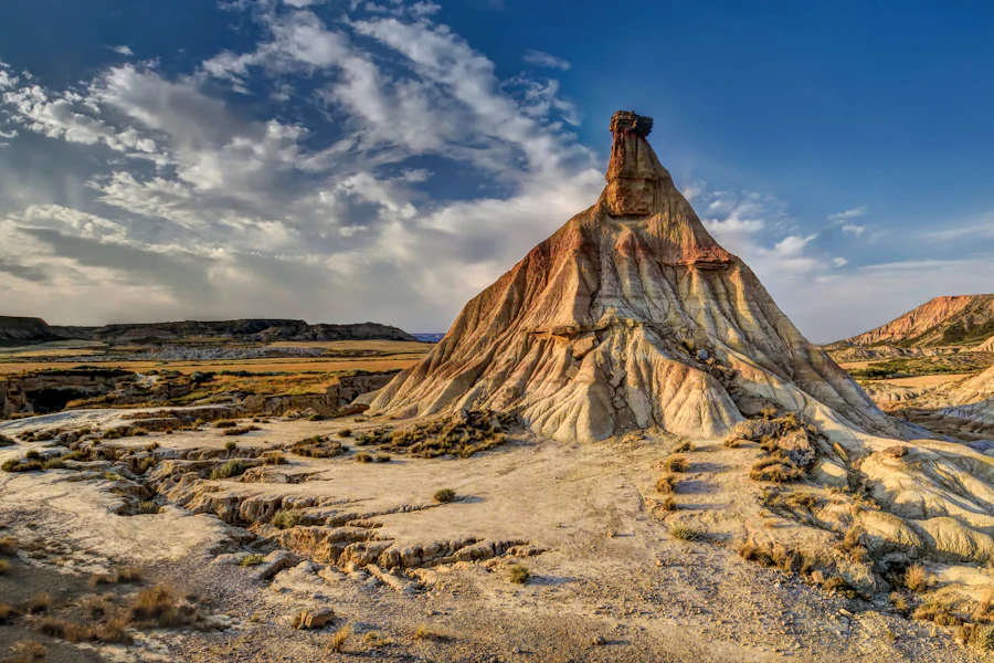 Une cheminée de fée dans le désert des Bardenas Reales