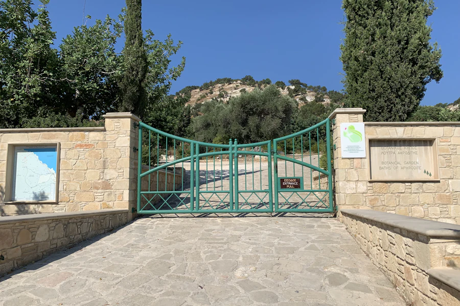 L'entrée de la péninsule d'Akamas, près de Neo Chorio