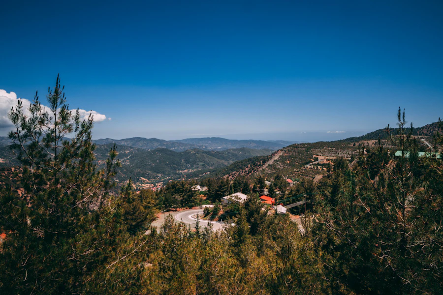 Forêts et montagnes du massif du Troodos