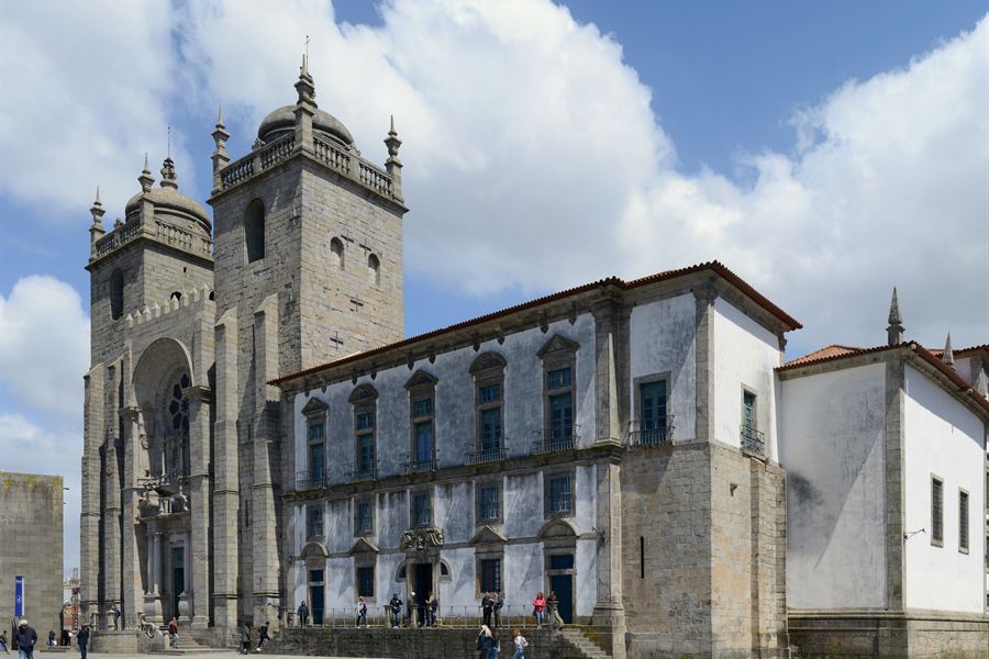 La cathédrale de Porto