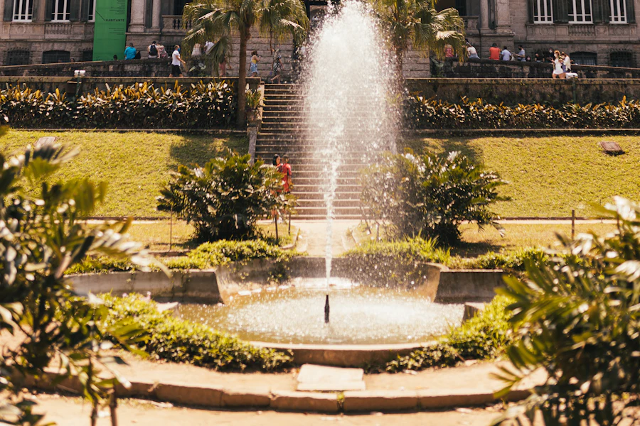Le palais du parc Lage et sa fontaine