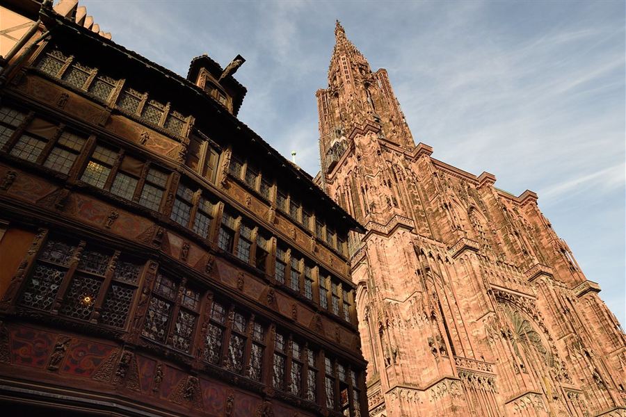 La maison Kammerzell devant la cathédrale